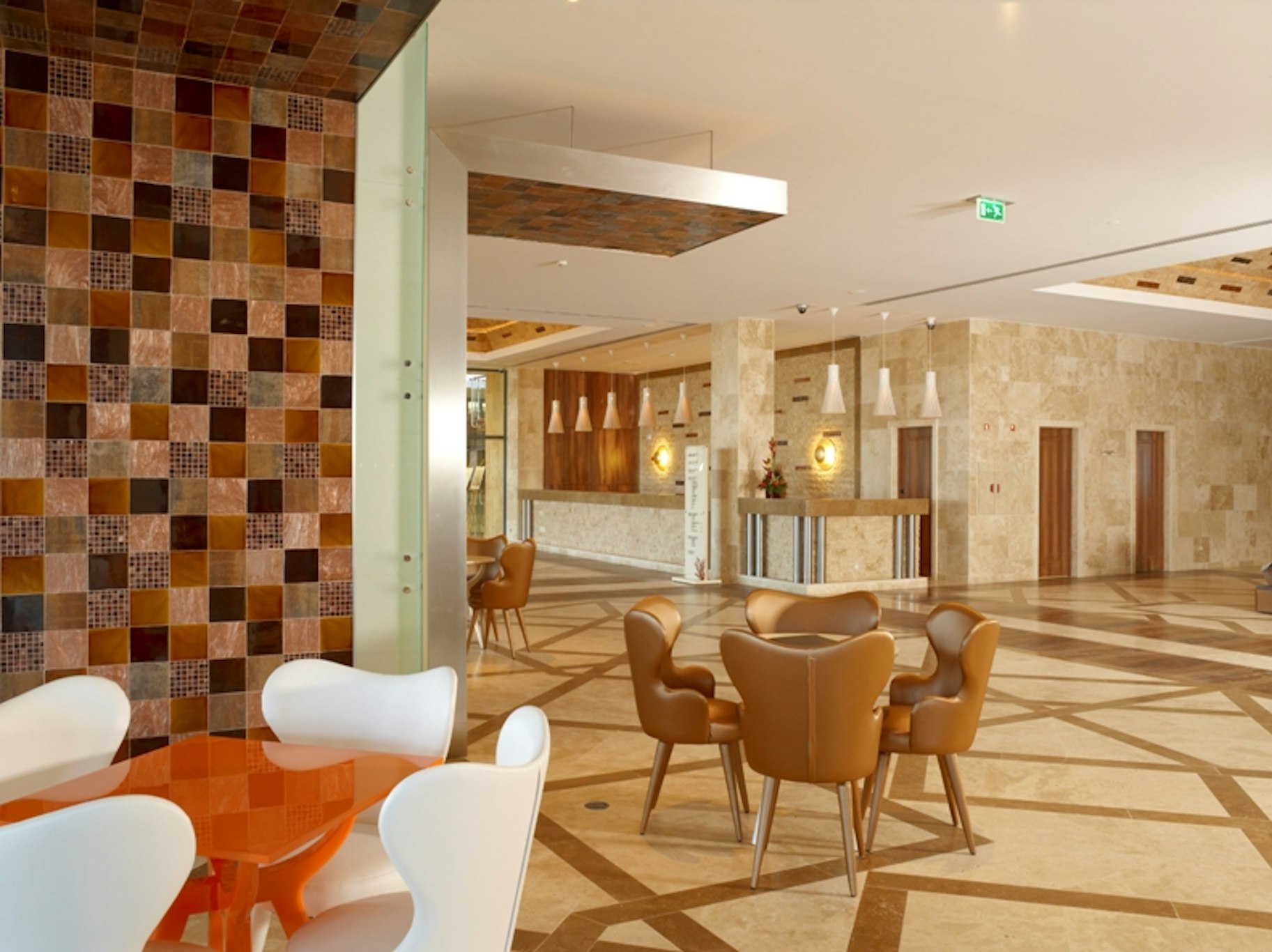 Real Marina Hotel & Spa 58/83