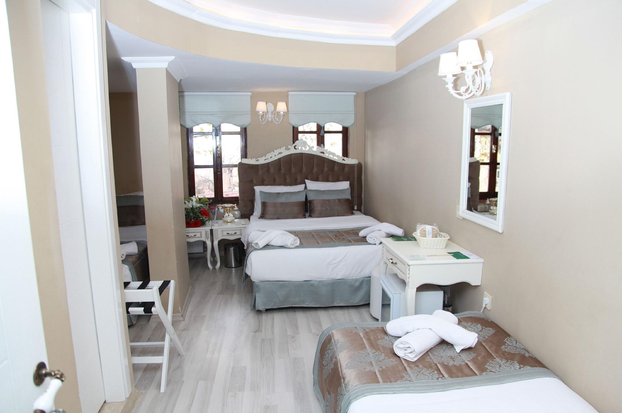 1 Bedroom, Classic, Triple, 1 Double and 1 Single Bed, City View