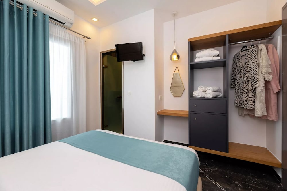 Deluxe Hotel Santorini 25/63