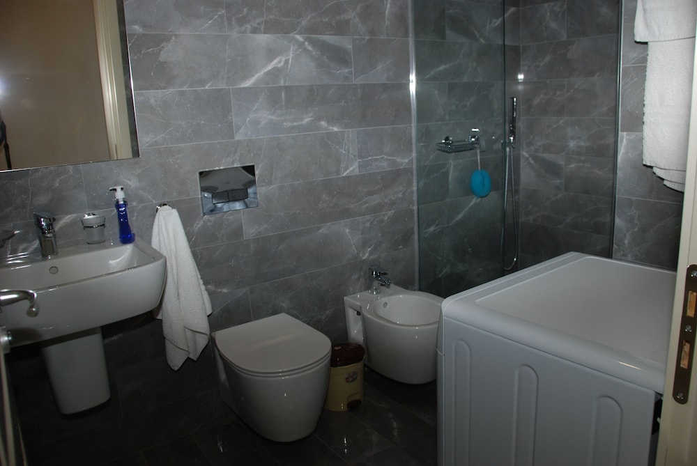 Sunrise Luxury Apartment 48/50