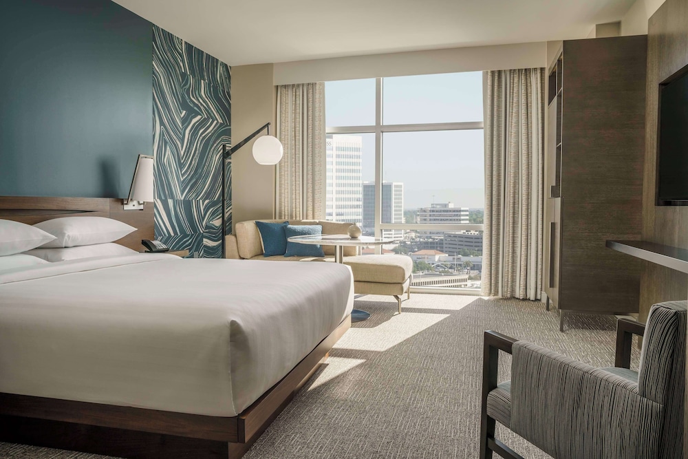 Regency, Suite, King Bed، Hyatt Regency Houston/Galleria 3/5