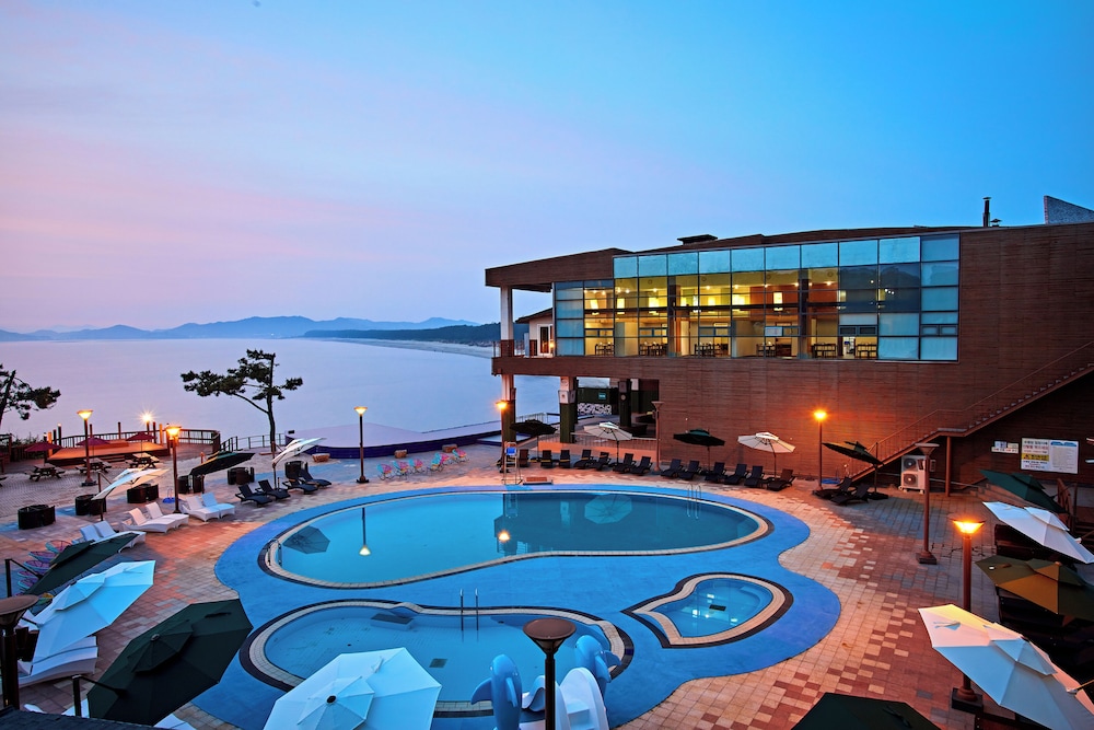 El Dorado Resort 45/51