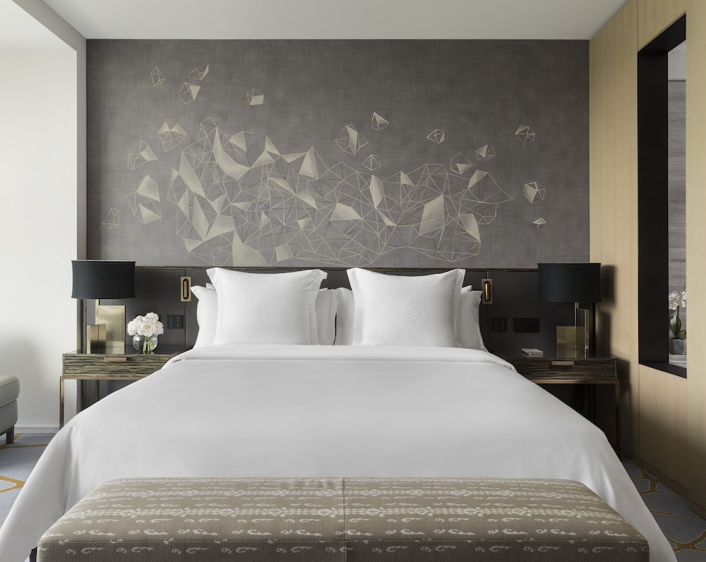Four Seasons Hotel Bengaluru At Embassy One 15/75