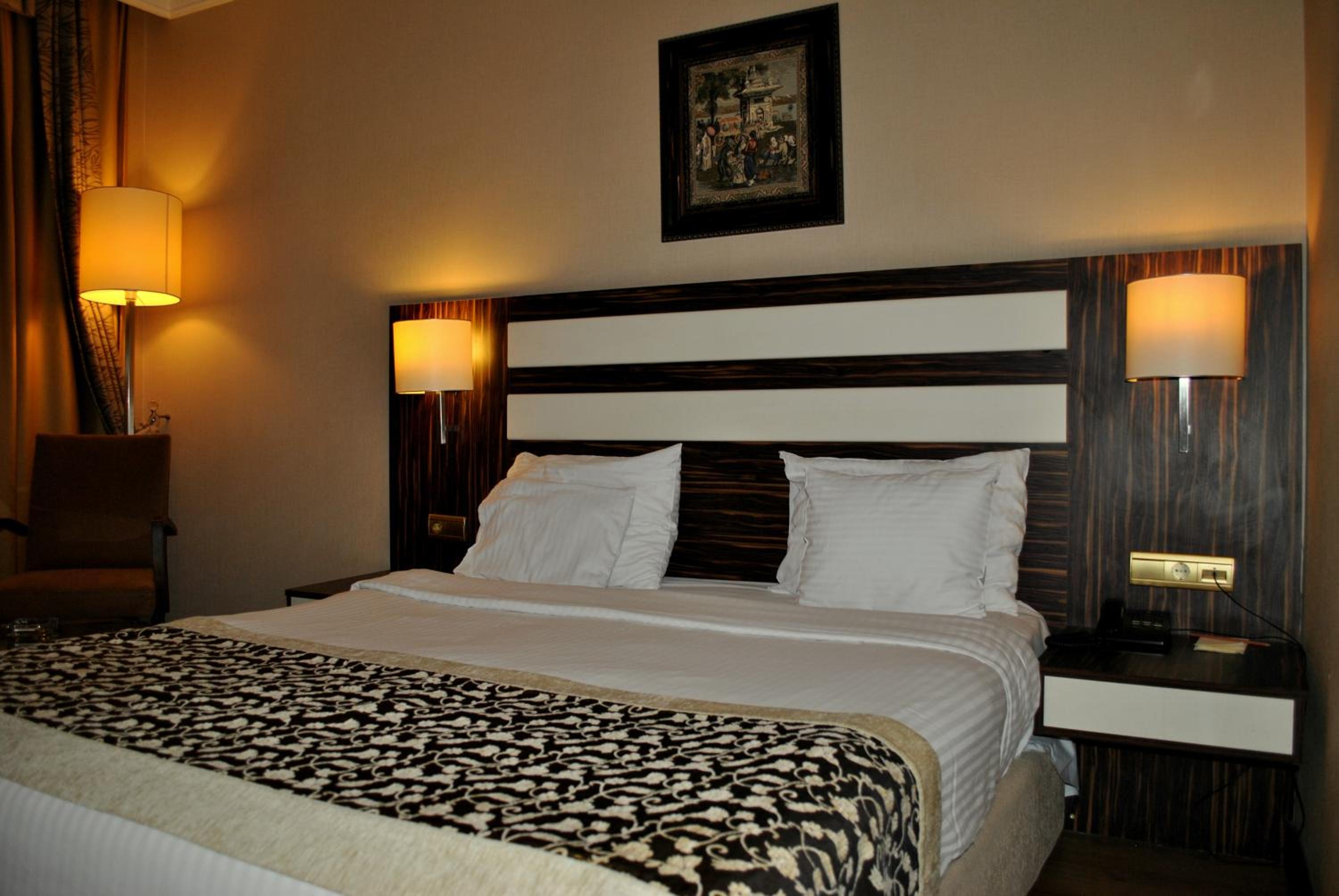 Room at Akgun Hotel Beyazit, ISTANBUL