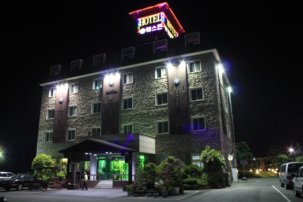 Western Hotel 6/47