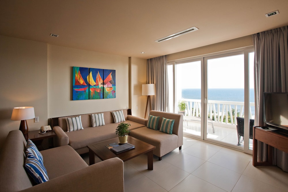The Cliff Resort And Residences 32/50