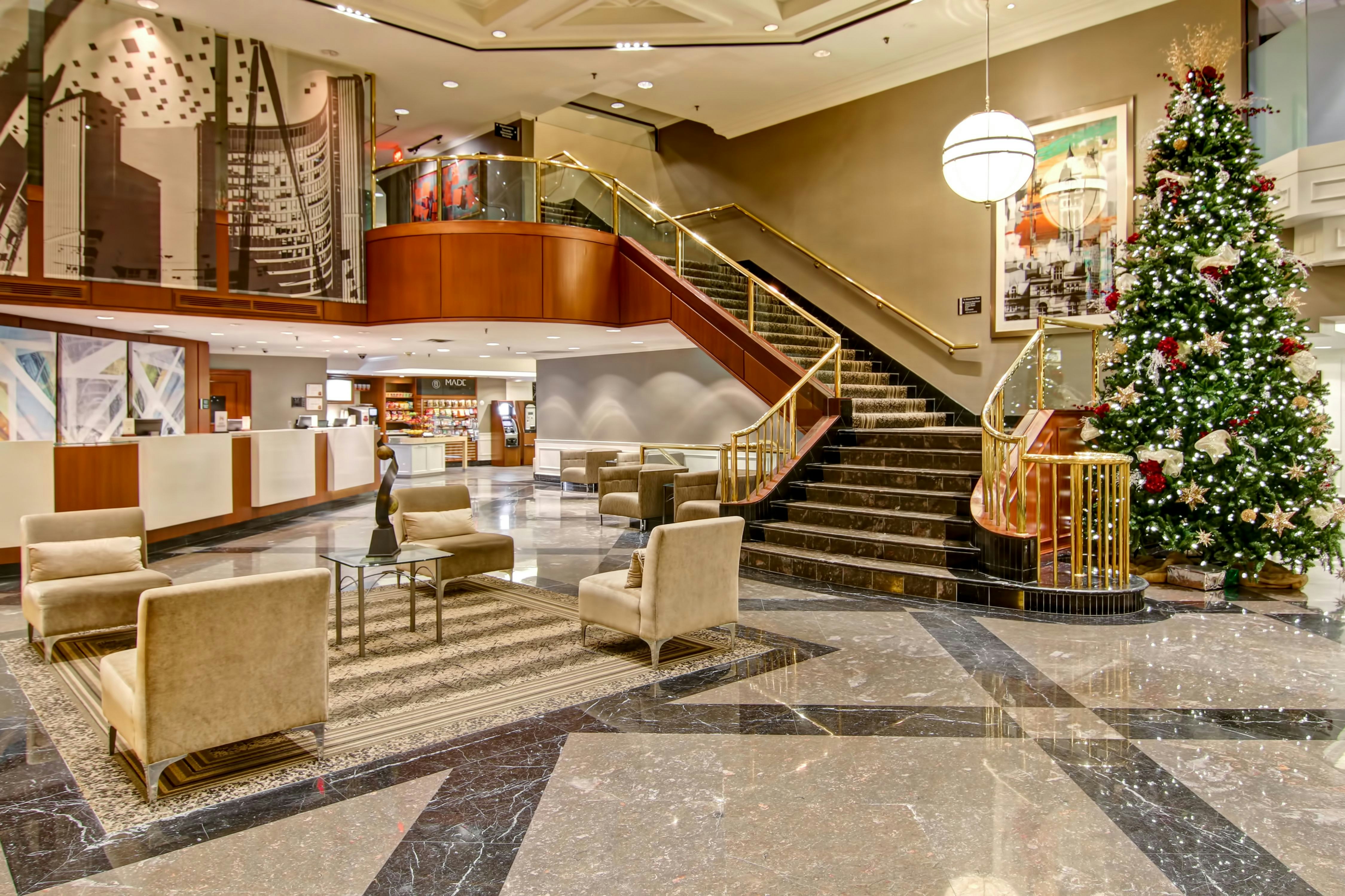 Doubletree By Hilton Hotel Toronto Downtown 10/83