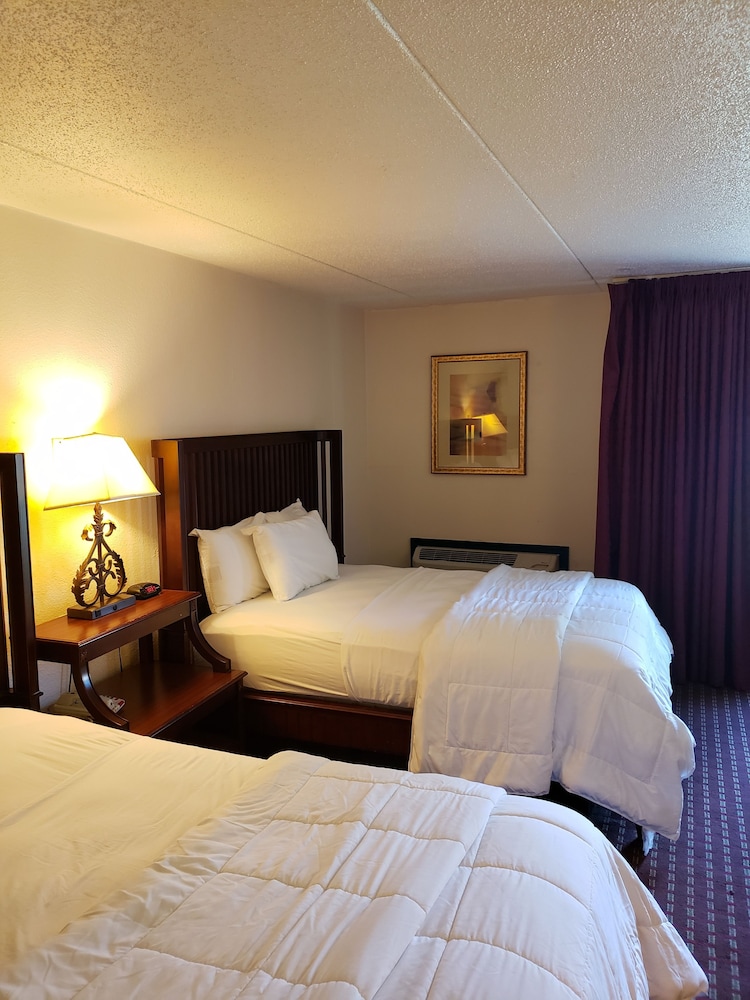 ROOM, 2 QUEEN BEDS, ACCESSIBLE