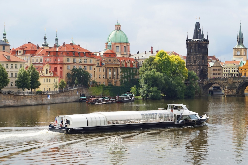 Fairmont Golden Prague 57/61