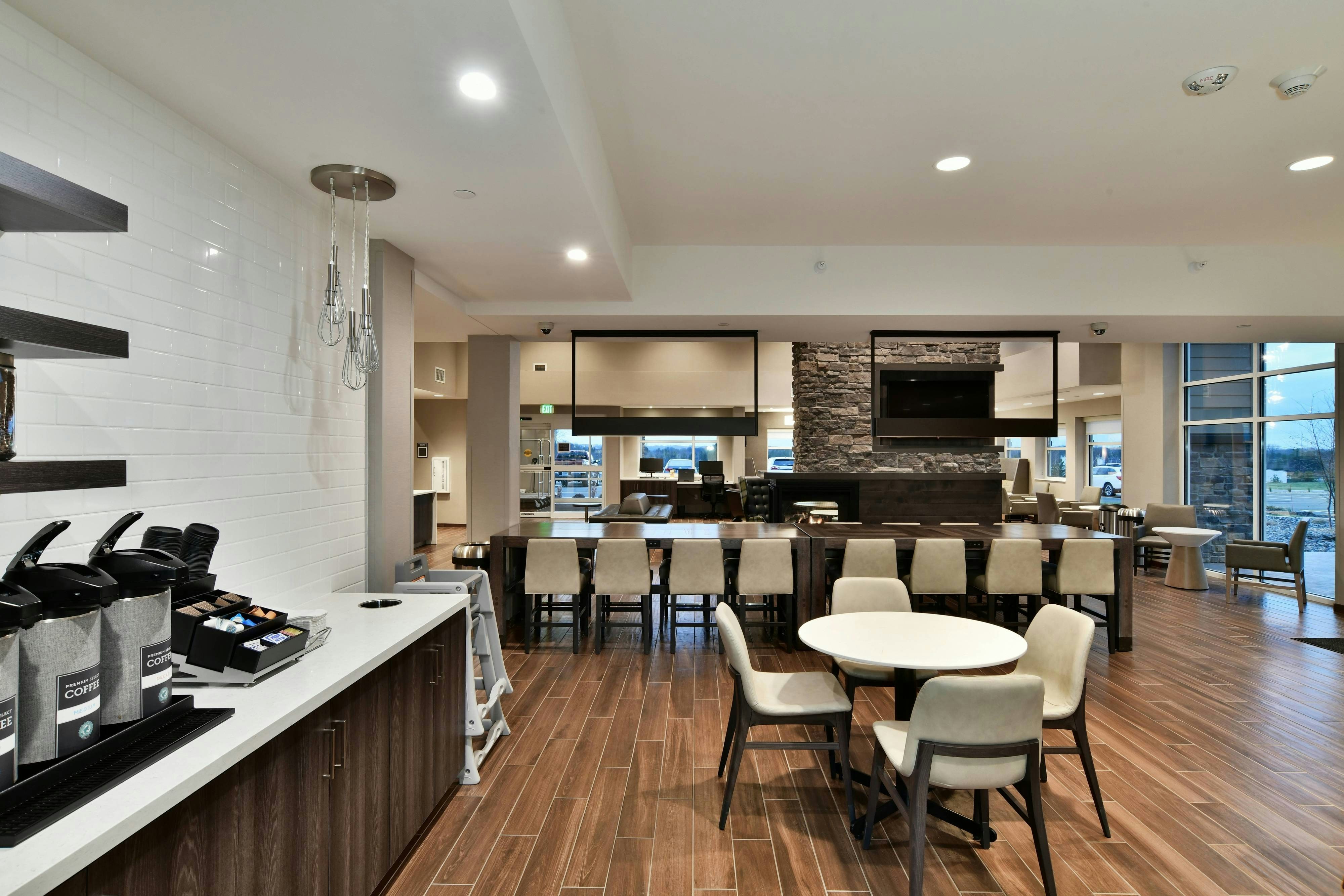Residence Inn by Marriott Eau Claire 40/54