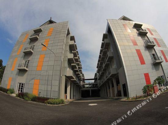 Grand Mutiara (Formerly Oak Tree Bontang) 2/18