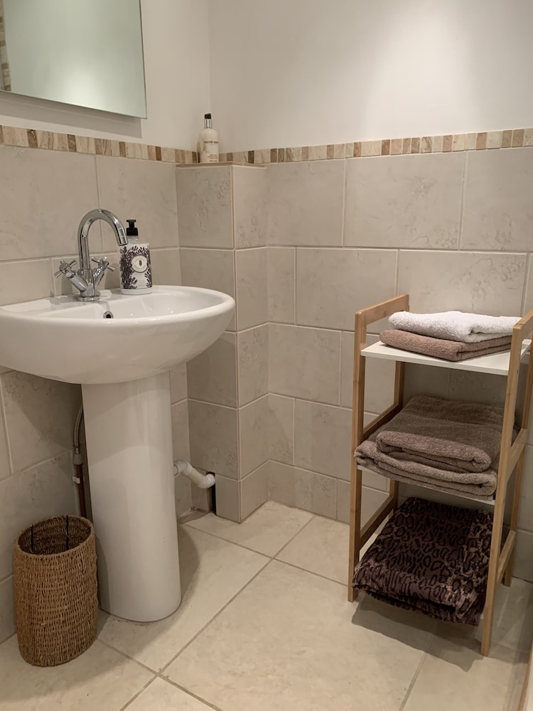 Appletree Cottages 31/33