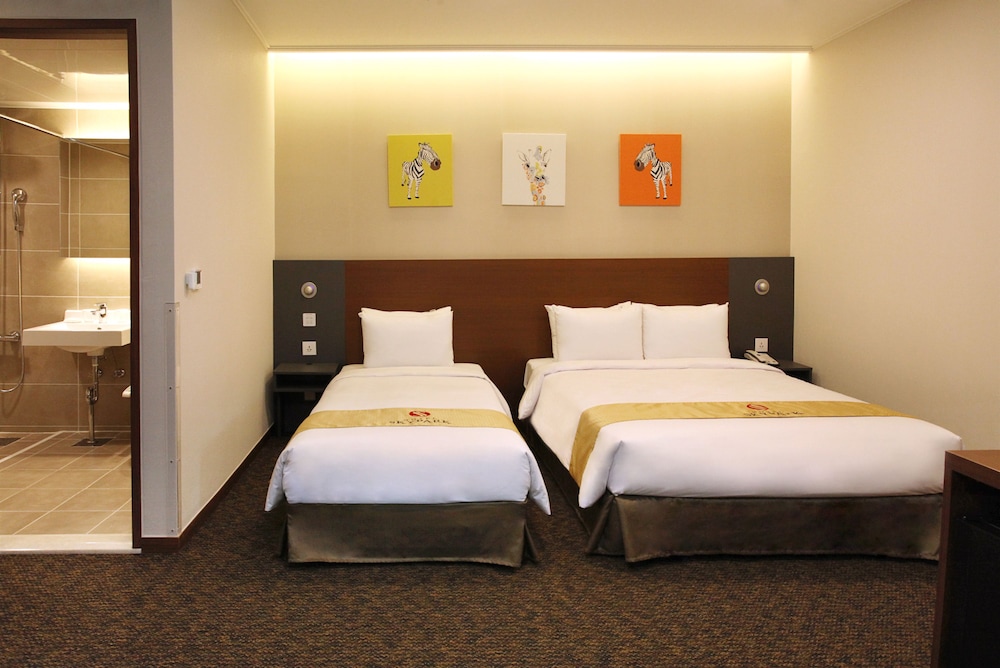 Hotel Skypark Myeongdong Ii Seoul 37/68
