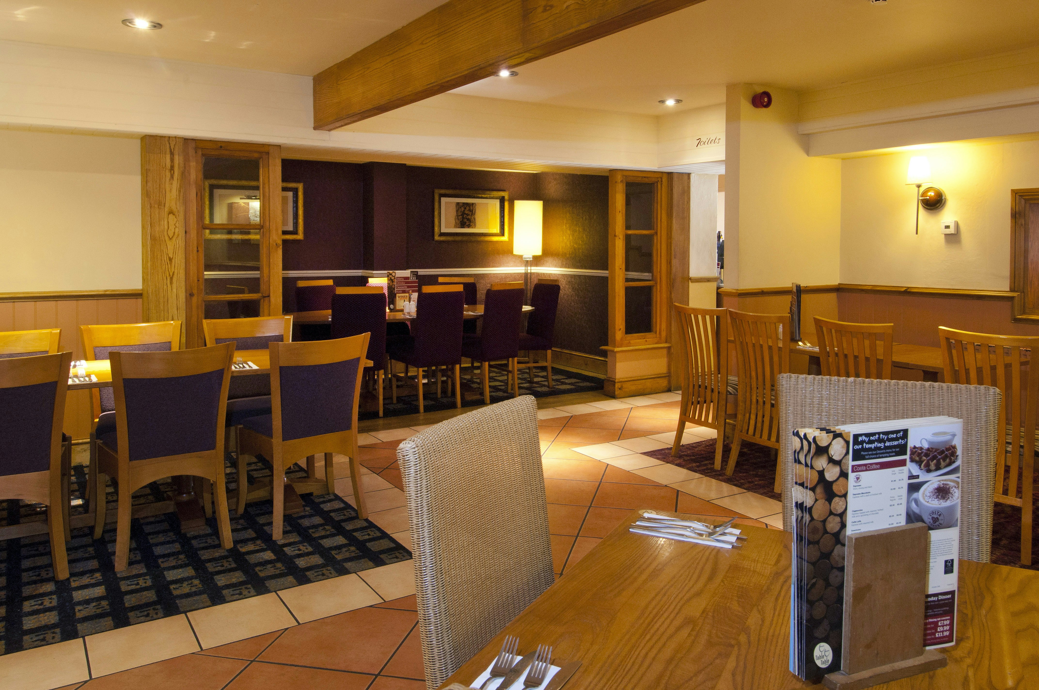 Premier Inn Christchurch / Highcliffe 22/33