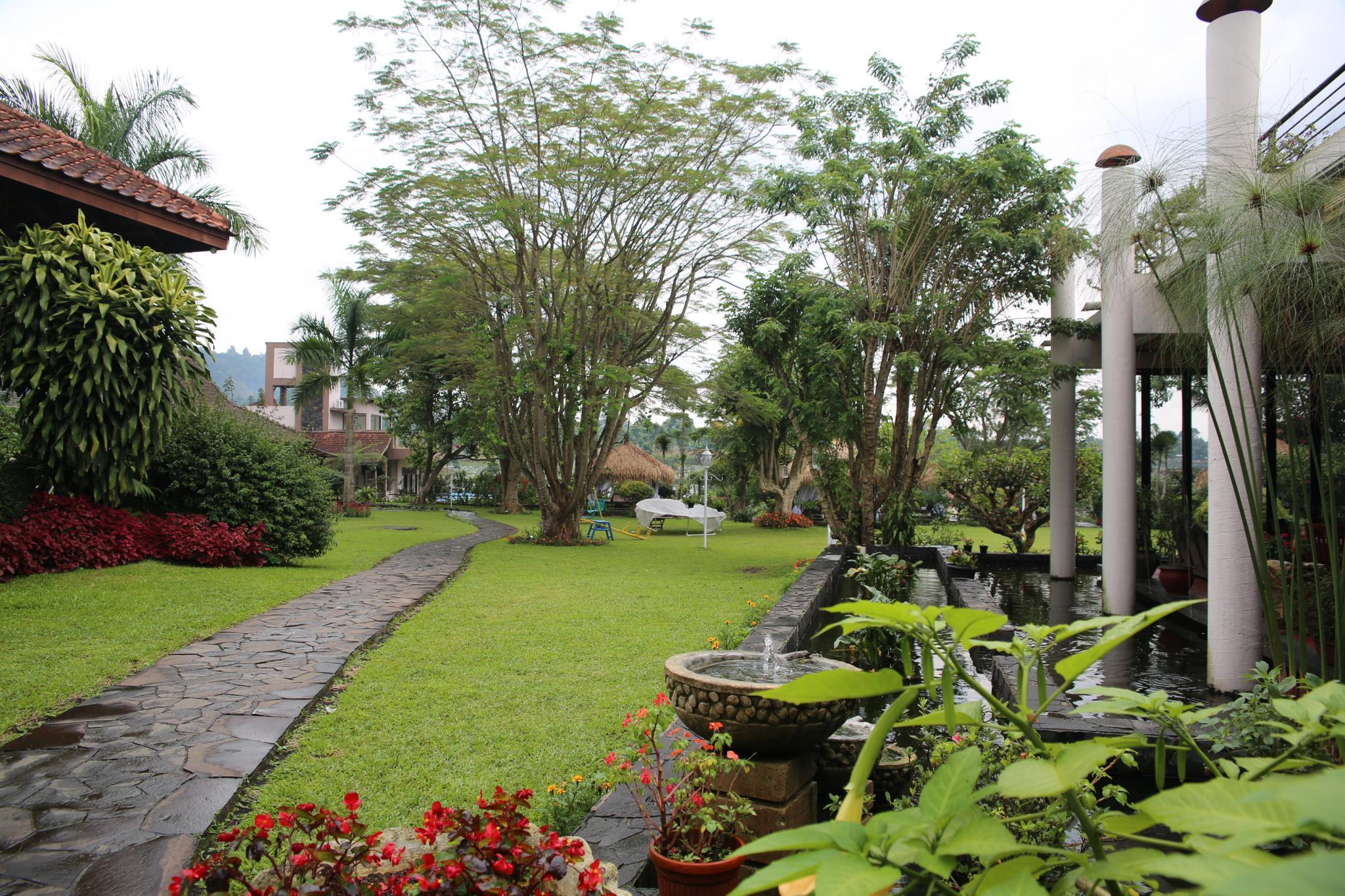 La Oma Hotel Lembang 14/24