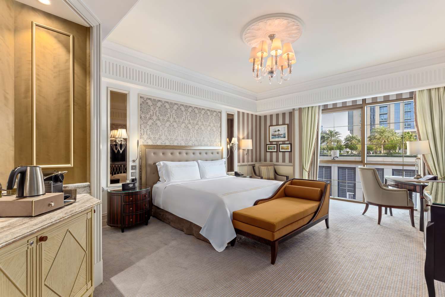 Al Habtoor Palace 5/13