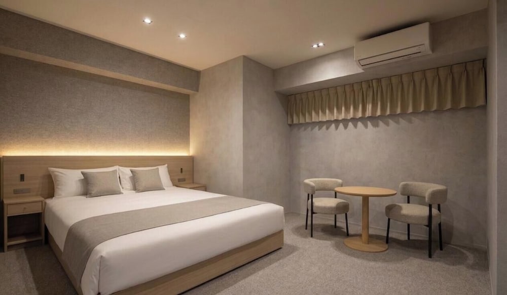 Economy, Double Bed