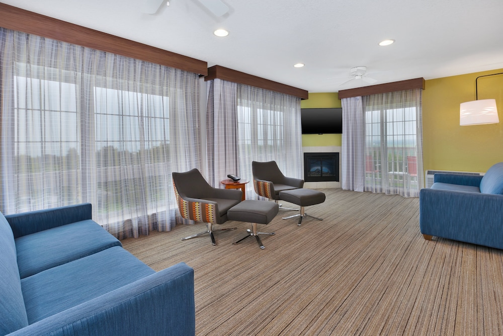 Holiday Inn Express Hotel And Suites Petoskey 46/61
