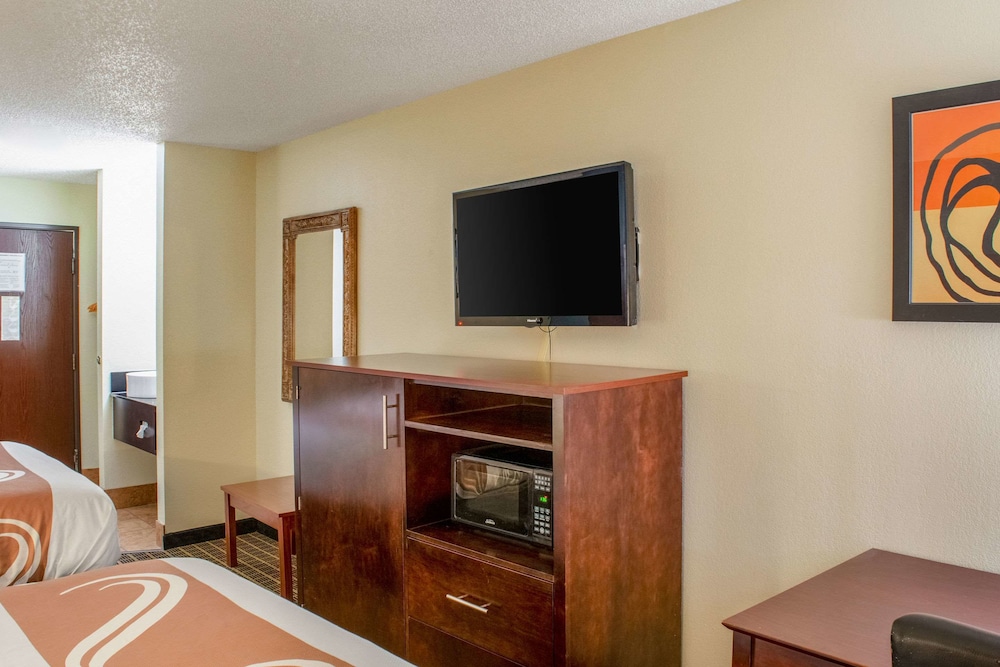 Quality Inn Plainfield 35/47