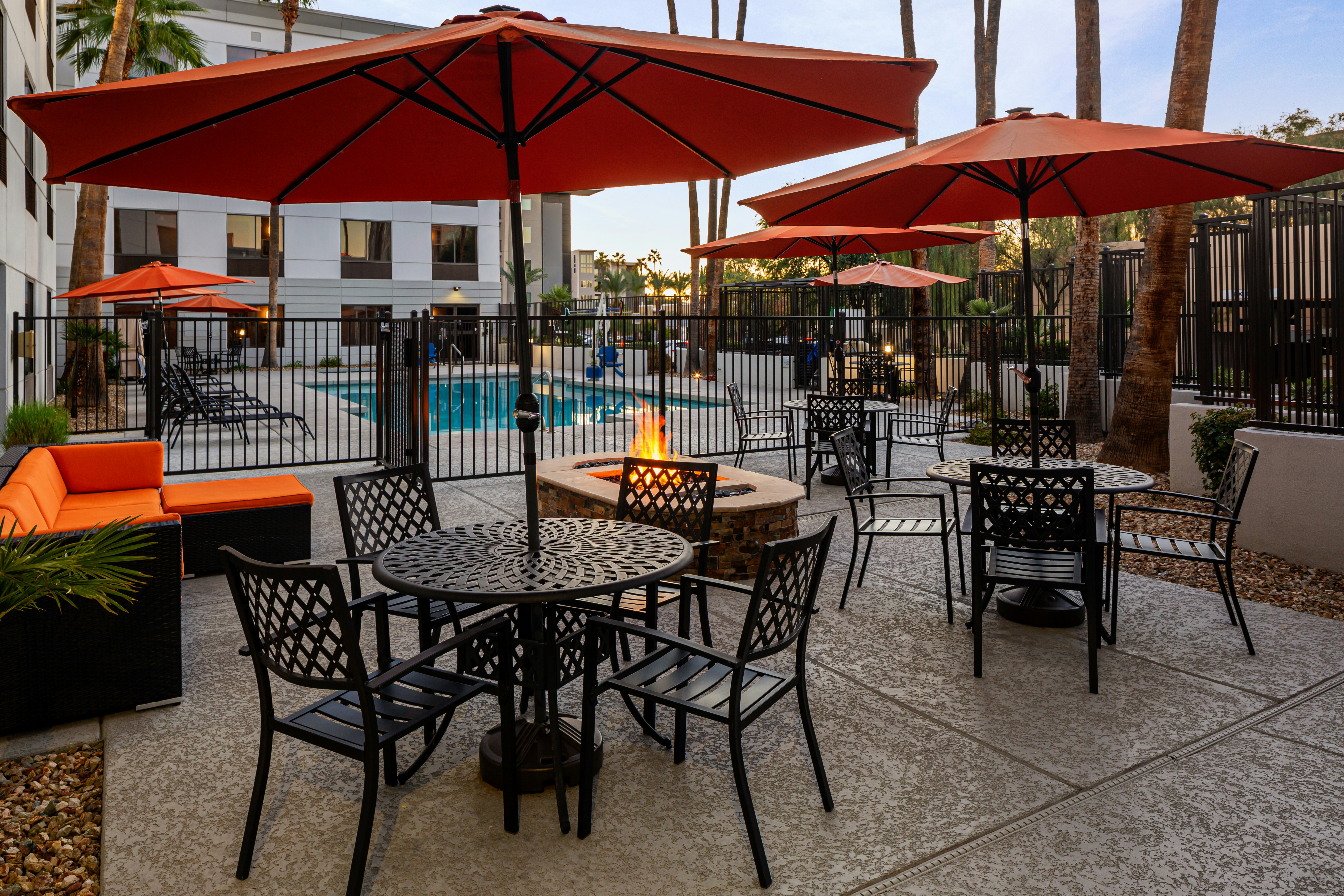 Hampton Inn Phoenix Biltmore 31/43
