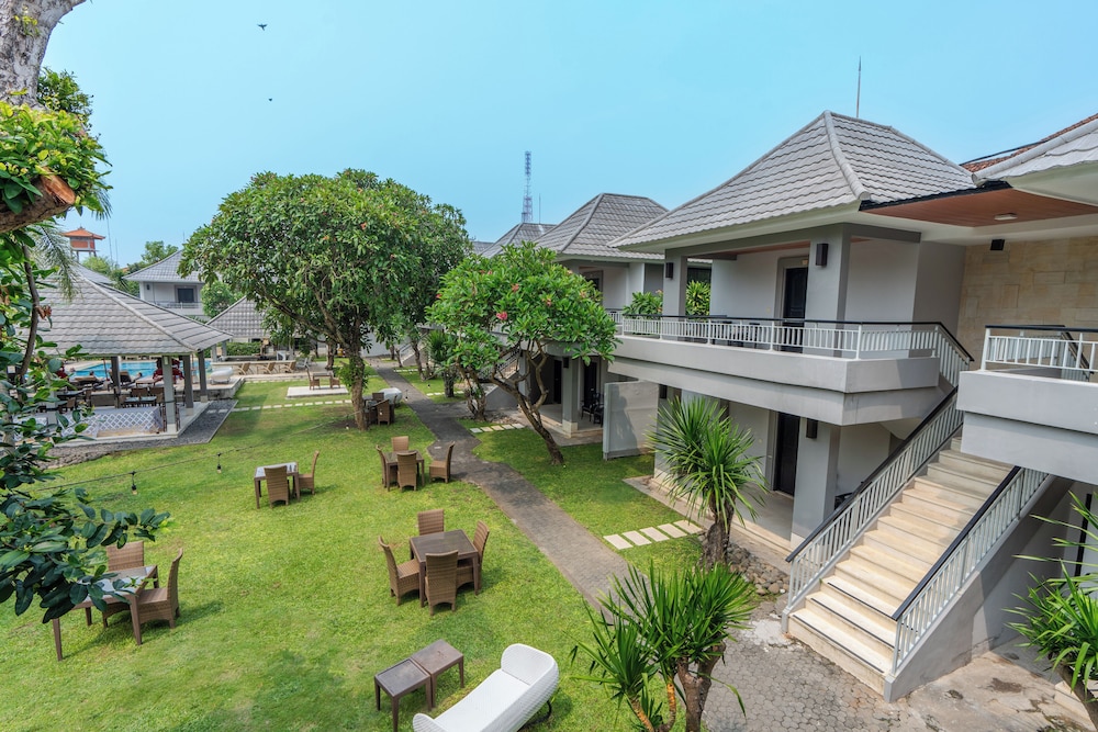 DEWI SRI HOTEL 60/70