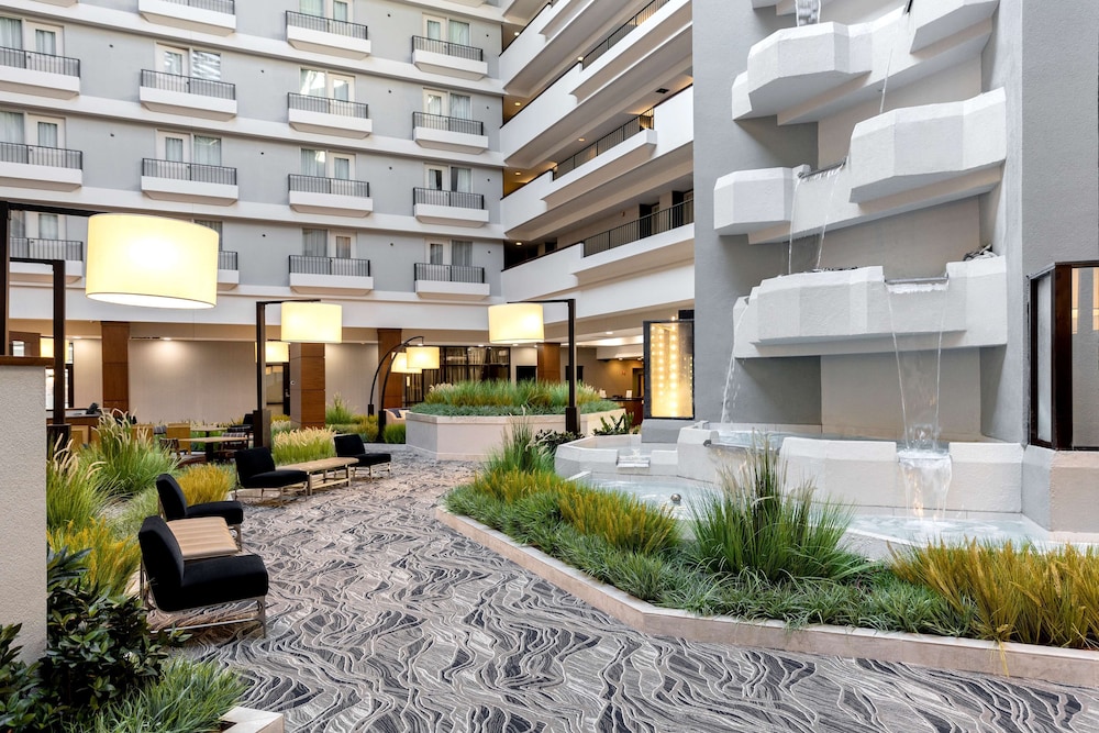 DoubleTree by Hilton Davenport in DAVENPORT - IA