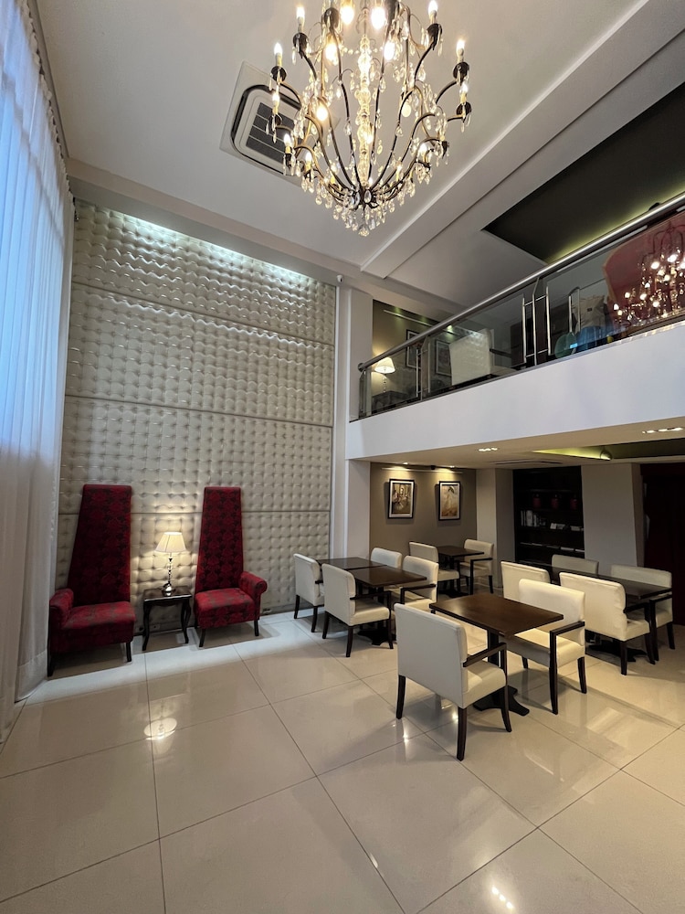 Kenton Palace Buenos Aires 43/62