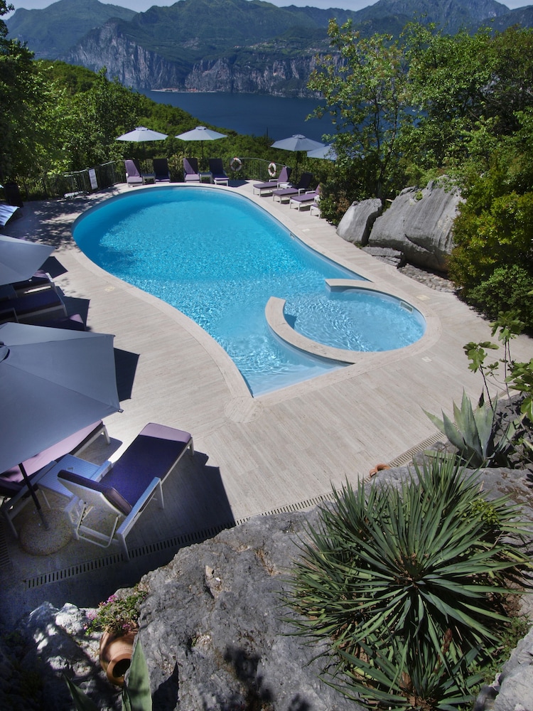 Hotel Querceto - Garda Lake Collection 47/50