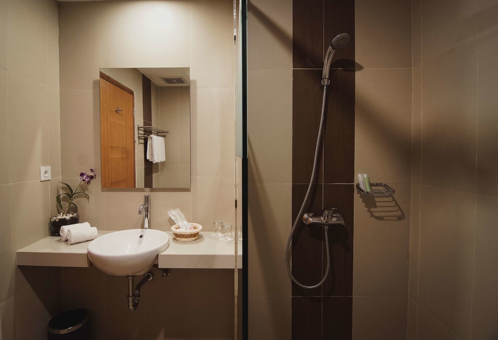 Golden Tulip Essential Belitung 58/59