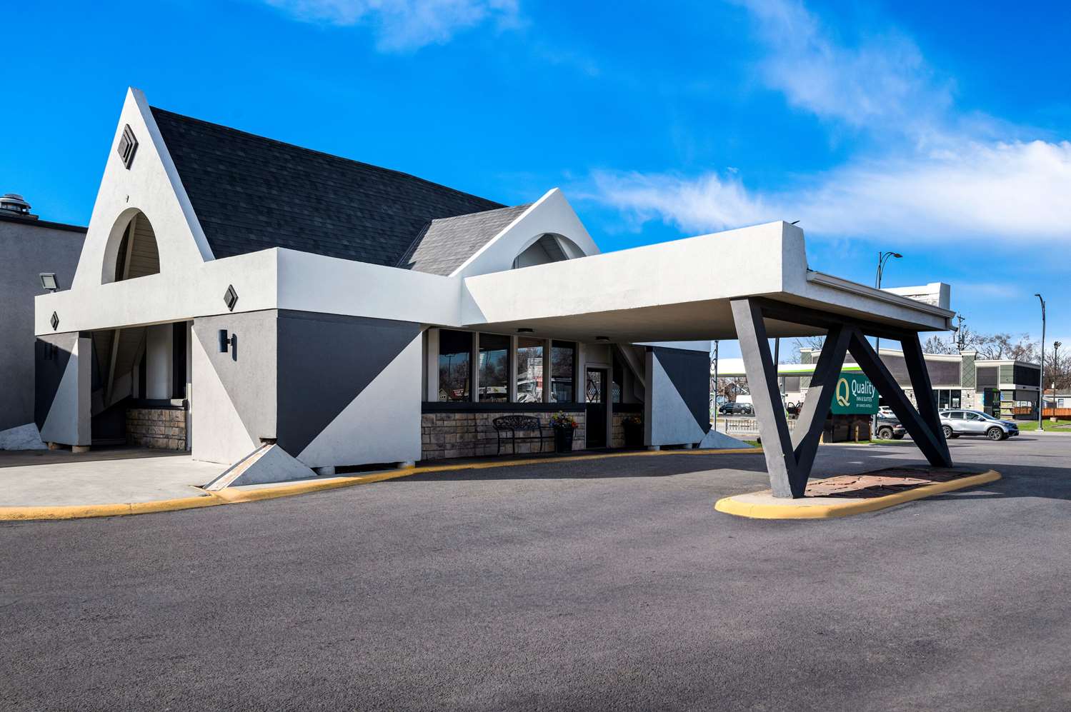 Quality Inn & Suites Council Bluffs - Omaha East 8/9