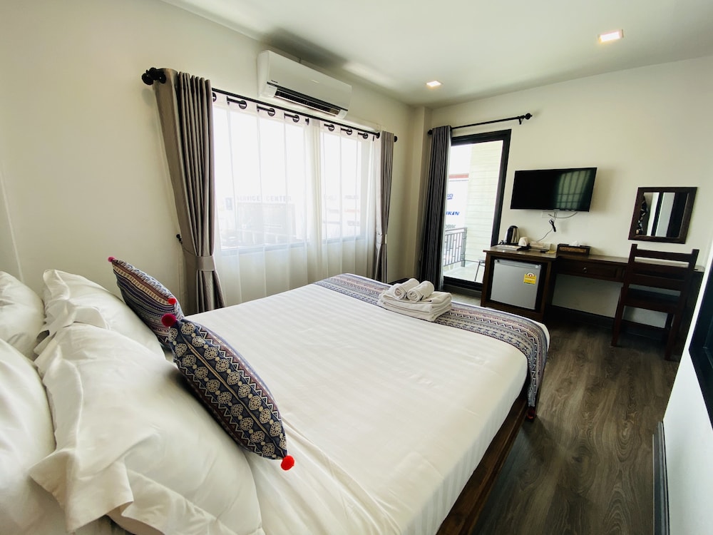C Hotel Boutique And Comfort 16/40