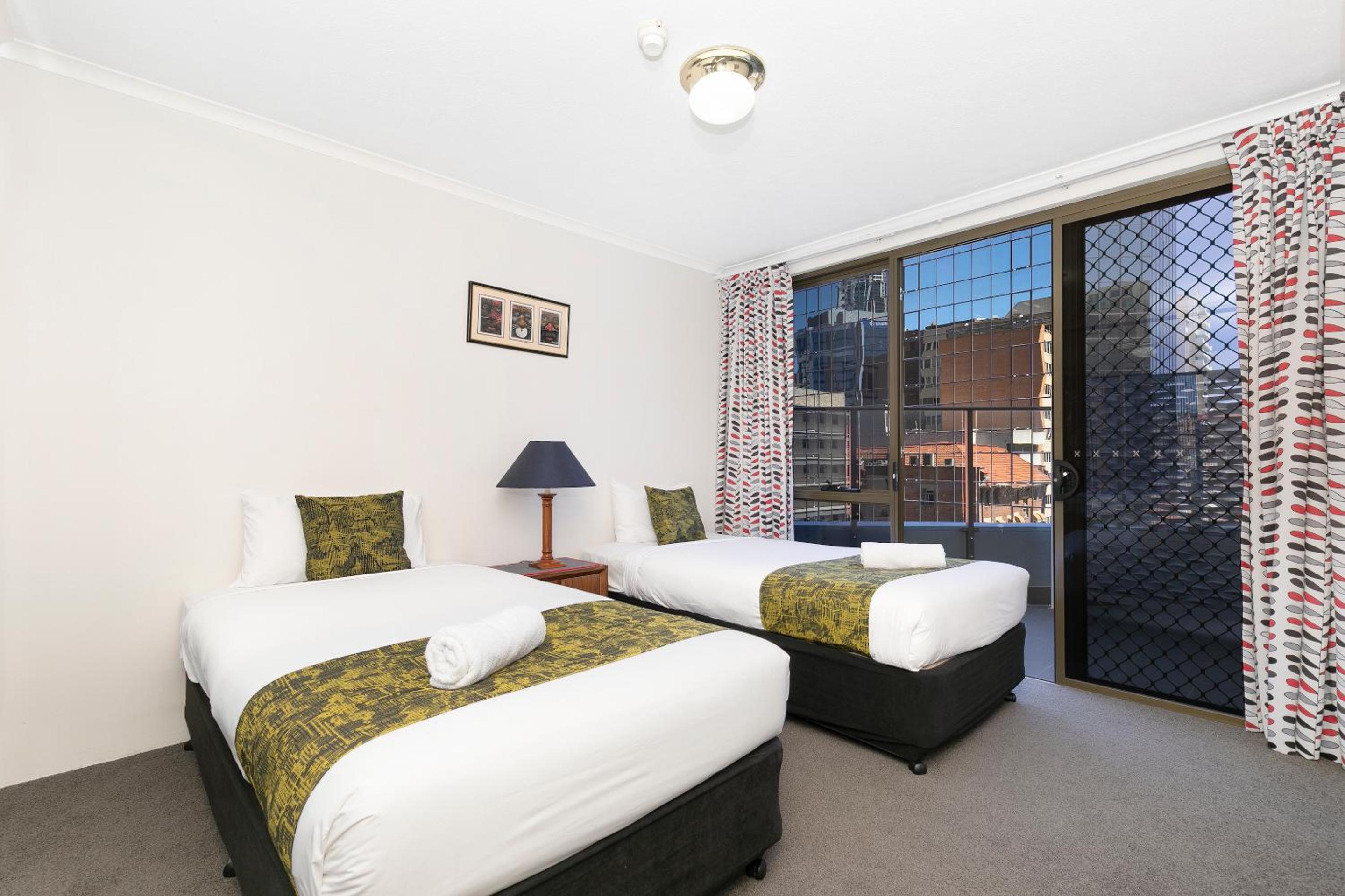 شقة اقتصادية بغرفتي نوم، Astor Apartments 6/10