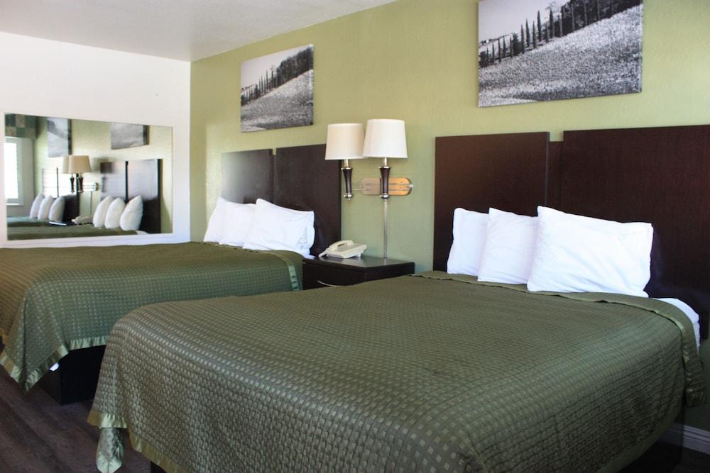 Express Inn 14/29