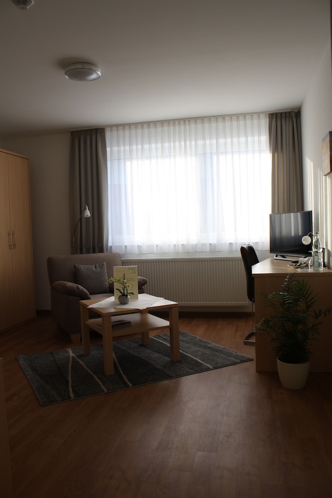 Hotel am Wintergarten 20/30
