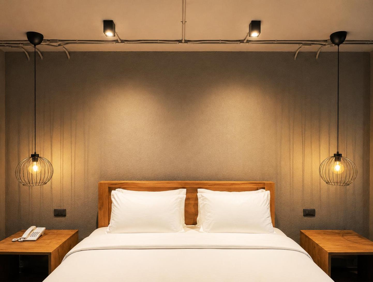 Deluxe, Double Bed