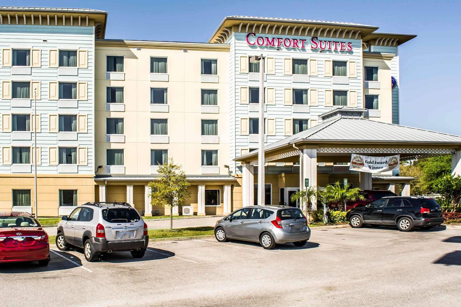 Comfort Suites Palm Bay - Melbourne 50/52