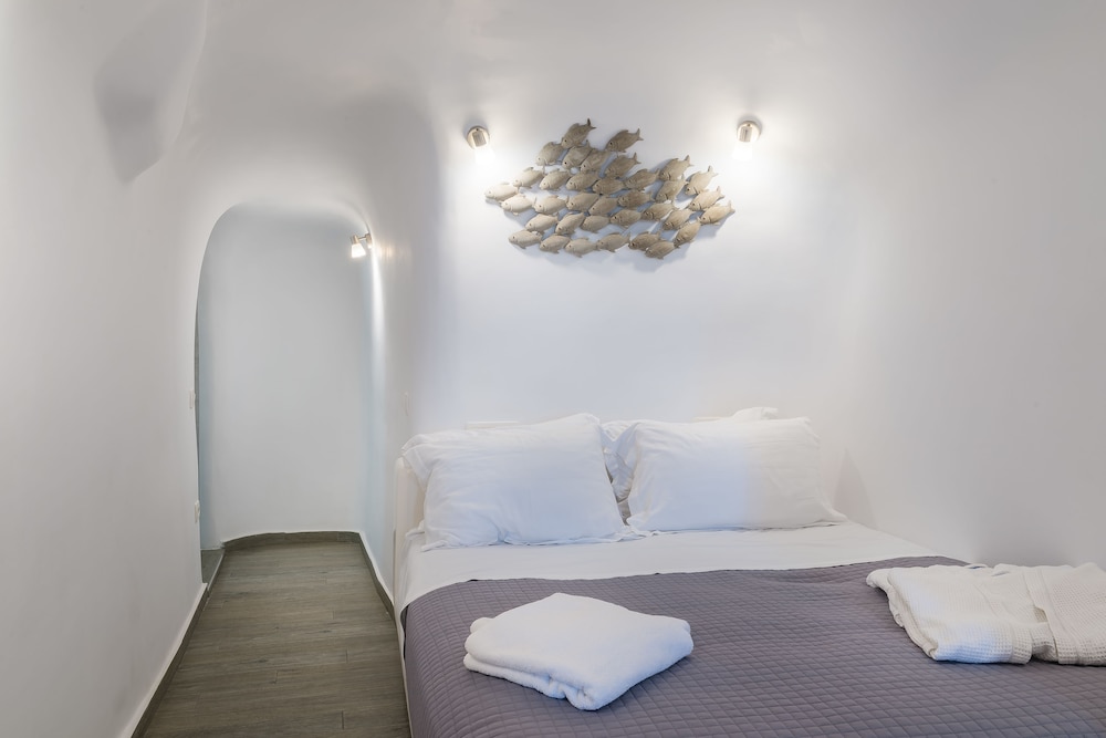 Angel Luxury Suites 10/46
