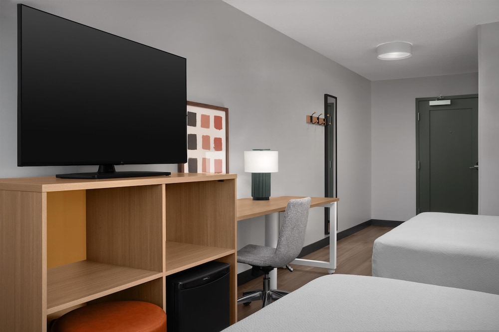 Motel 6 Westborough 22/28