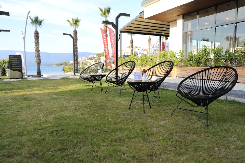 Roseira Mar Inn Luxury 46/55