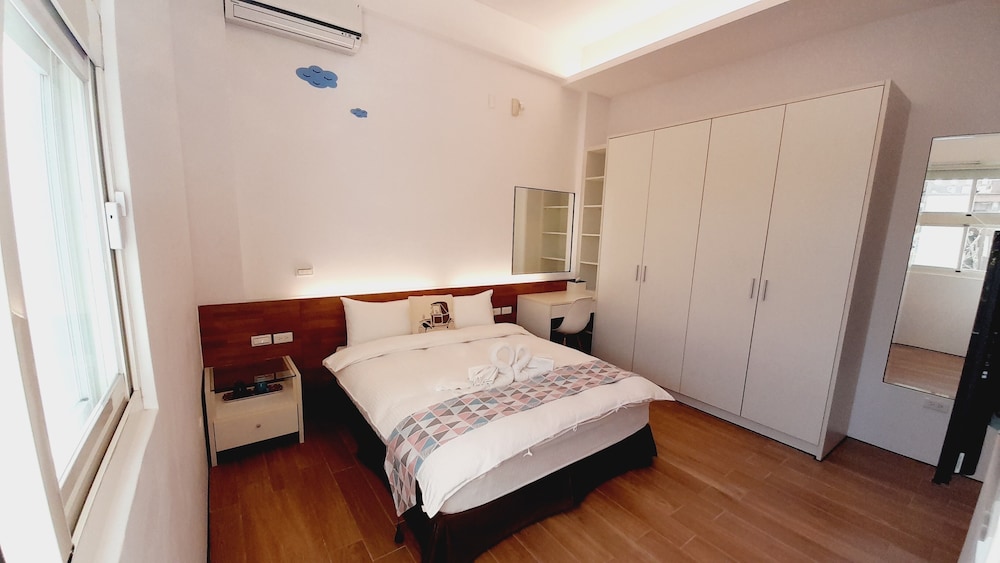 Yurong B&B 8/50