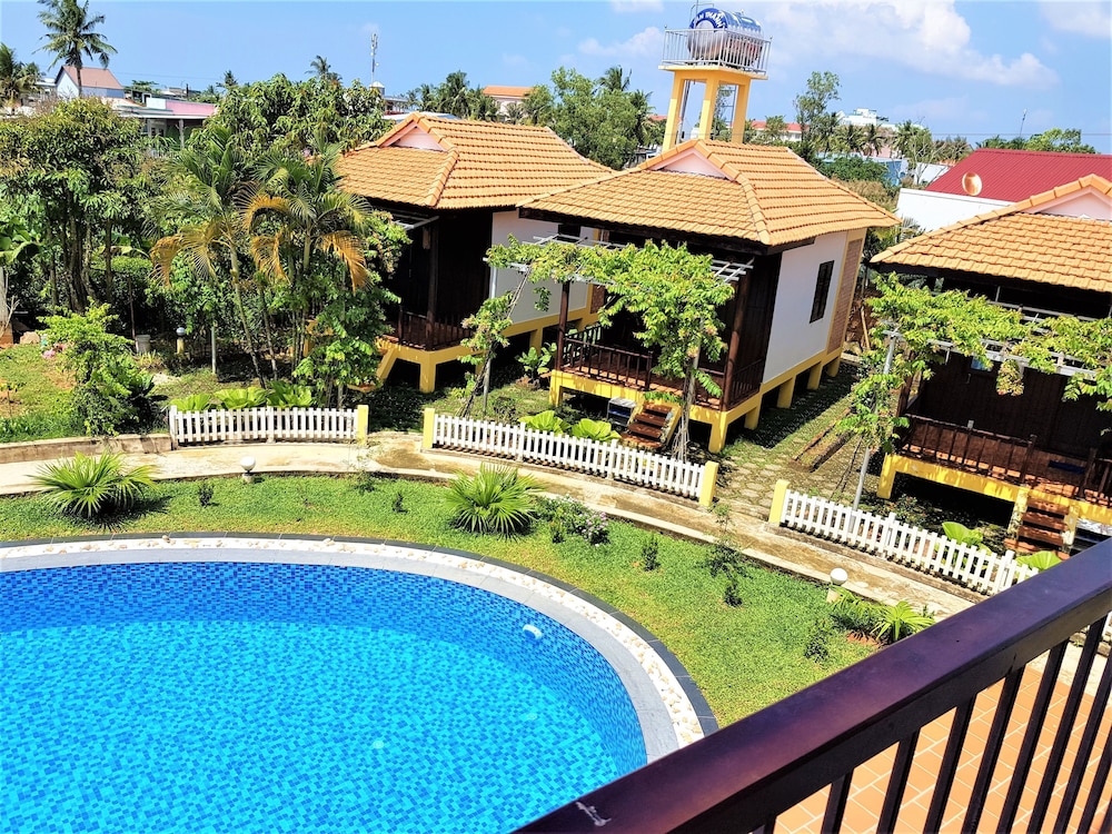 Hung Vuong Resort 37/50