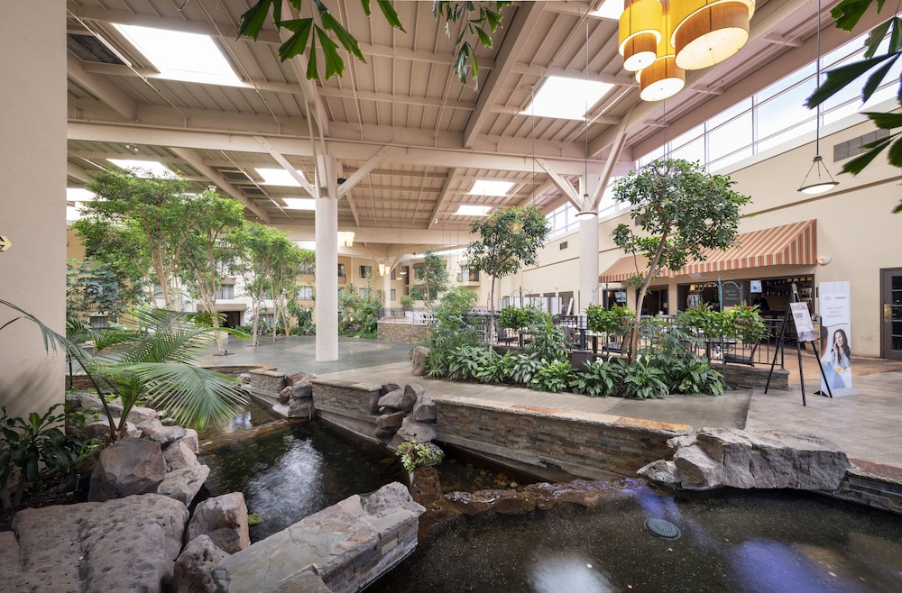 Concord Plaza Hotel 32/58