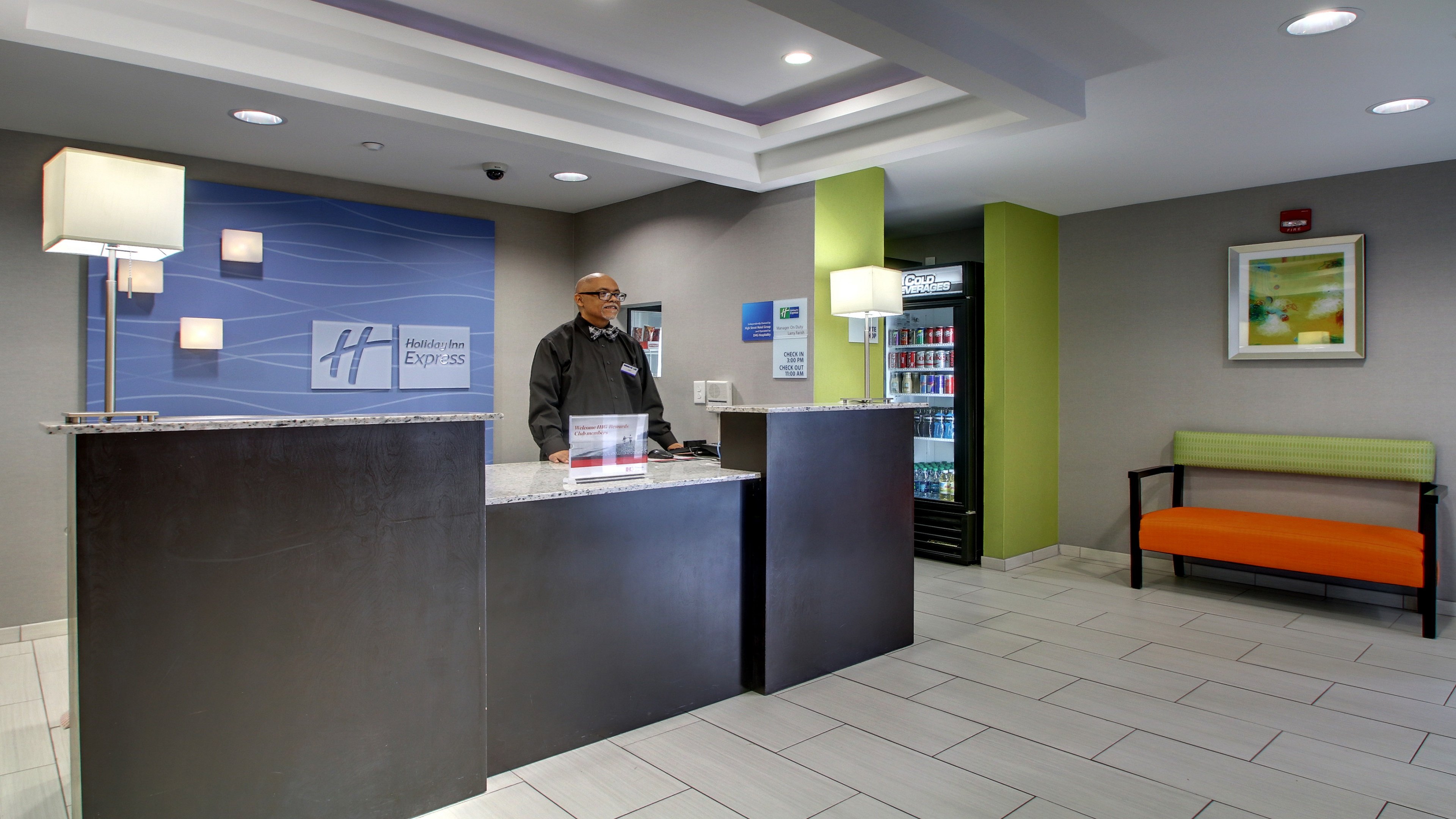 Holiday Inn Express Suites Jackson Downtown Coliseum 8/49