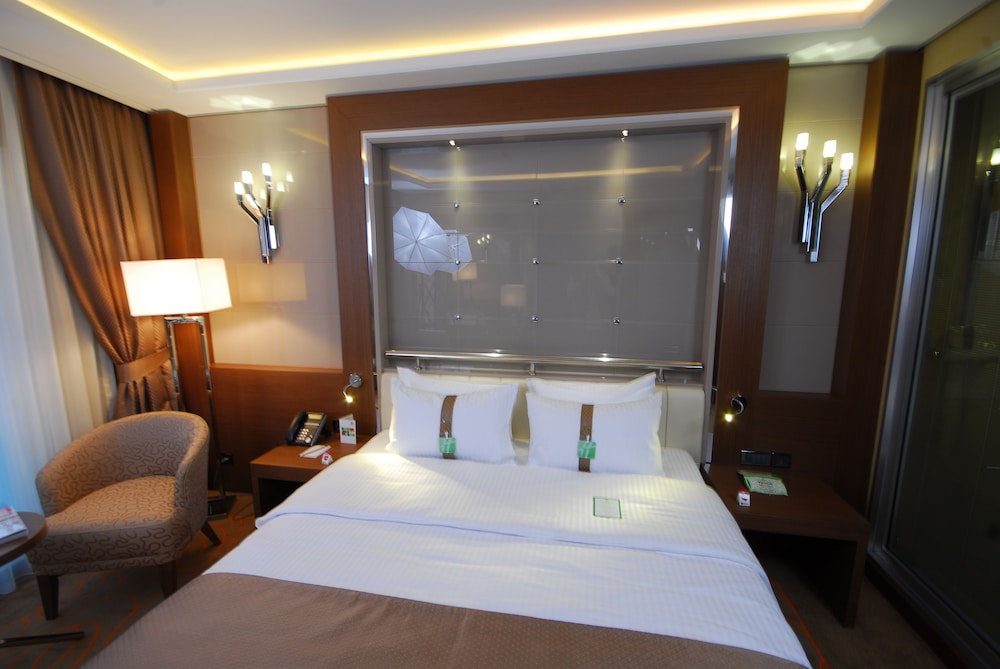 HOLIDAY INN ANKARA - KAVAKLIDERE 29/78