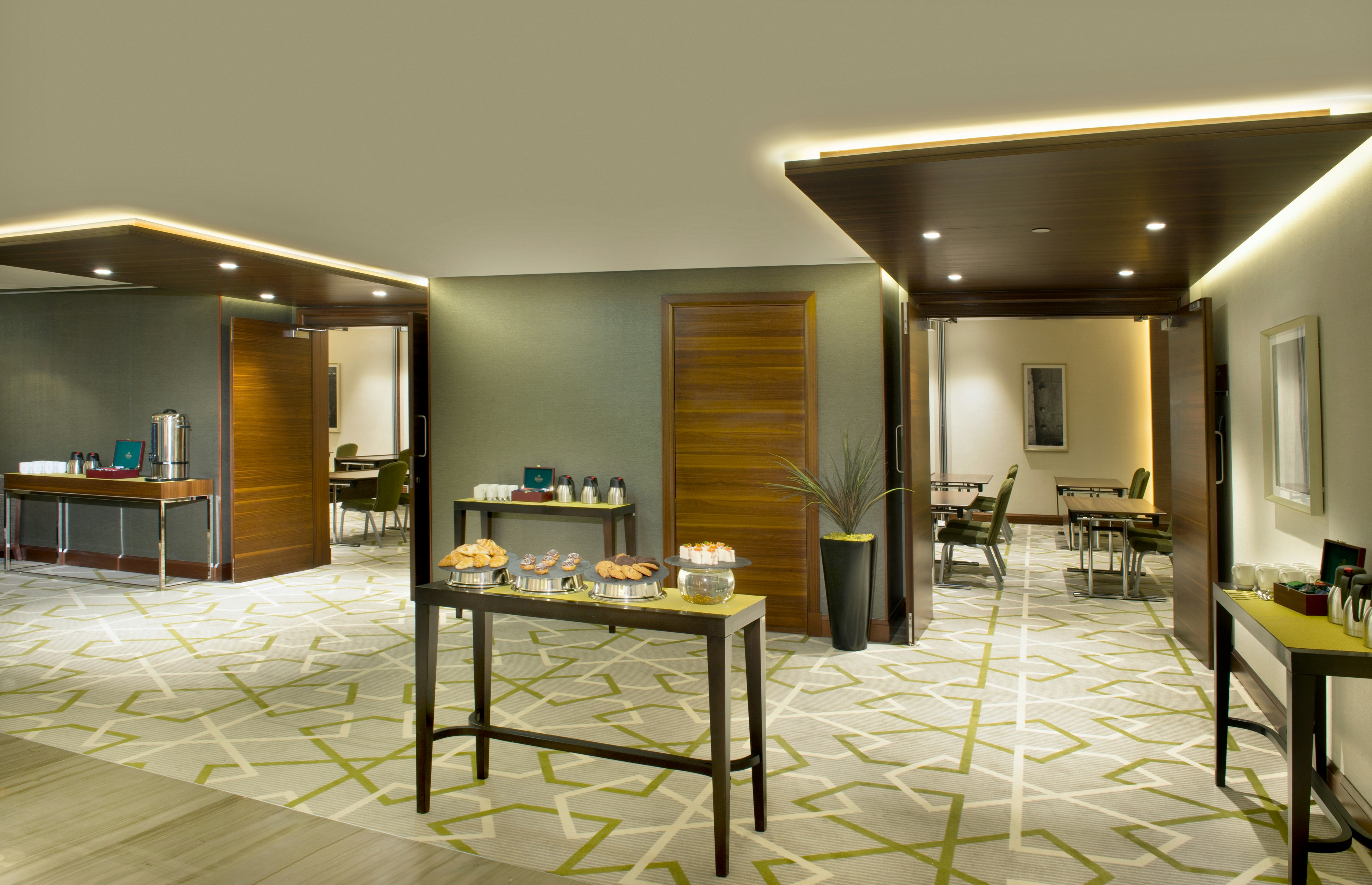 Hilton Garden Inn Dubai Deira 24/41