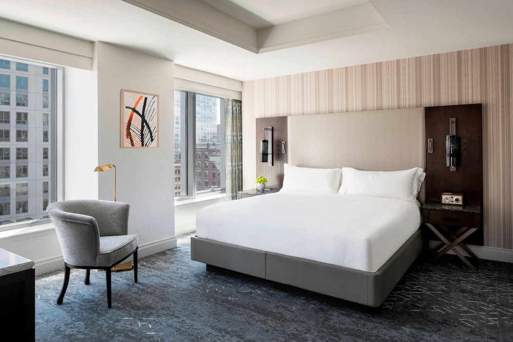 Room at THE RITZ-CARLTON BOSTON, BOSTON - MA