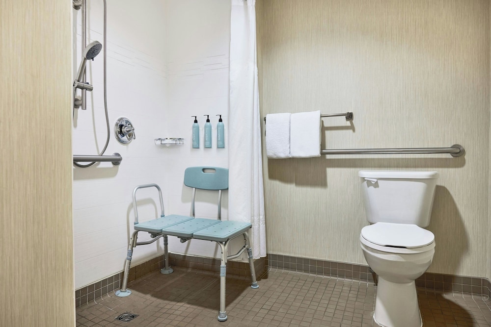 Residence Inn Marriott Joplin 38/41