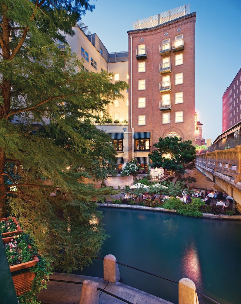 Club Wyndham Riverside Suites 7/36
