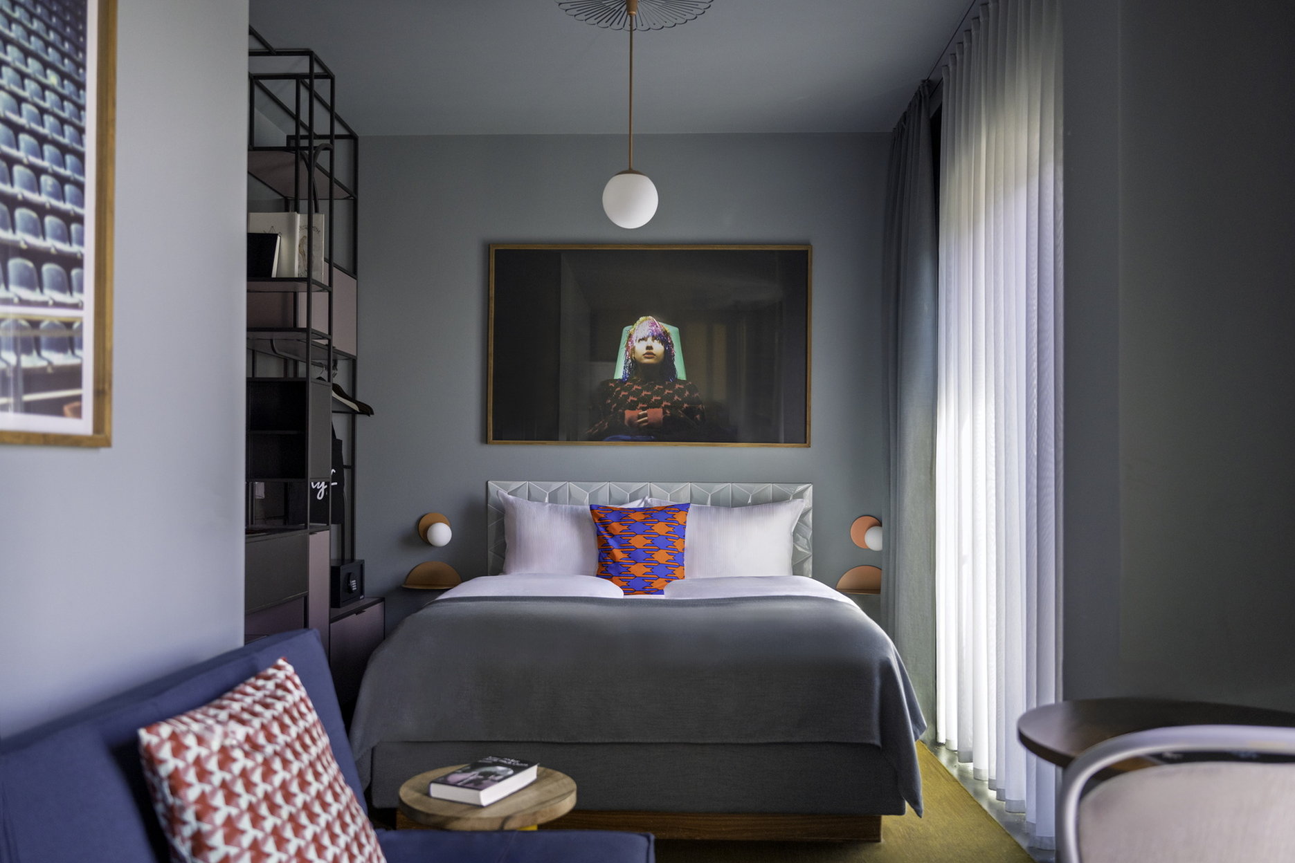 One of a Kind Plus, Queen Bed