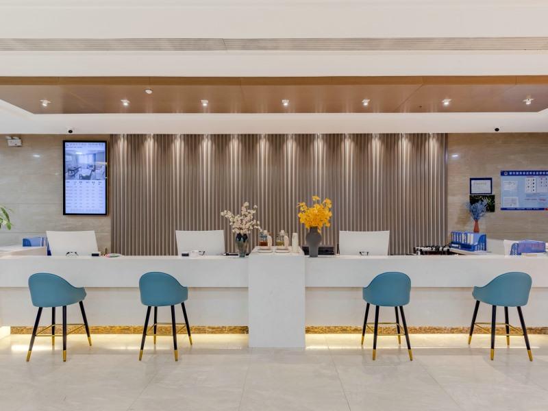 GreenTree Eastern Chizhou Changjiang Middle Road RT-Mart Hotel 35/45